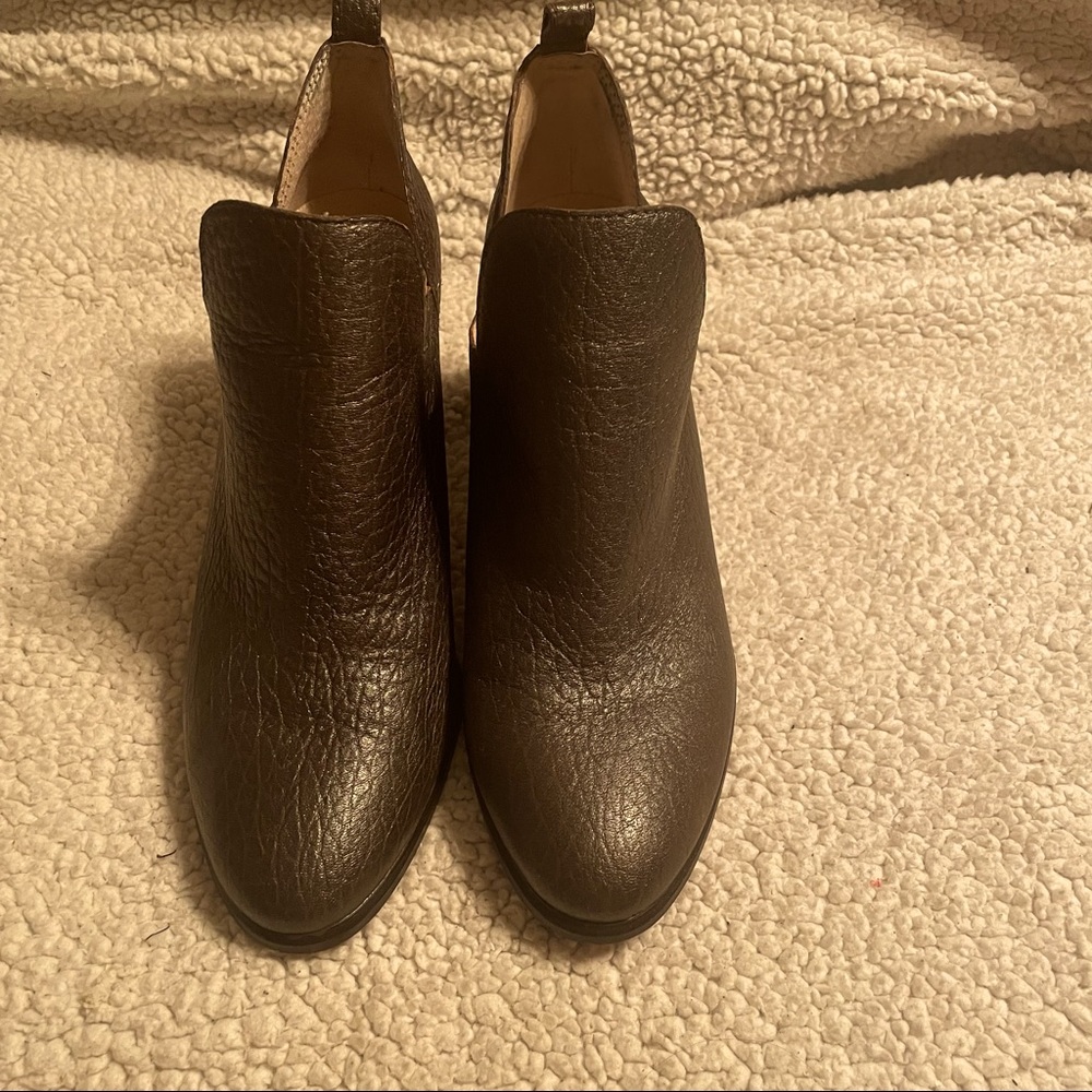 Vince Camuto Federra Leather Size 9.5